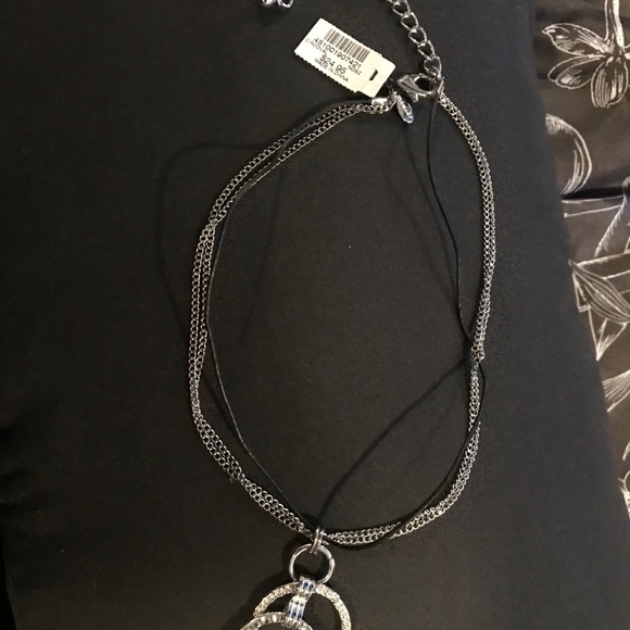 Double chain necklace - Picture 3 of 4